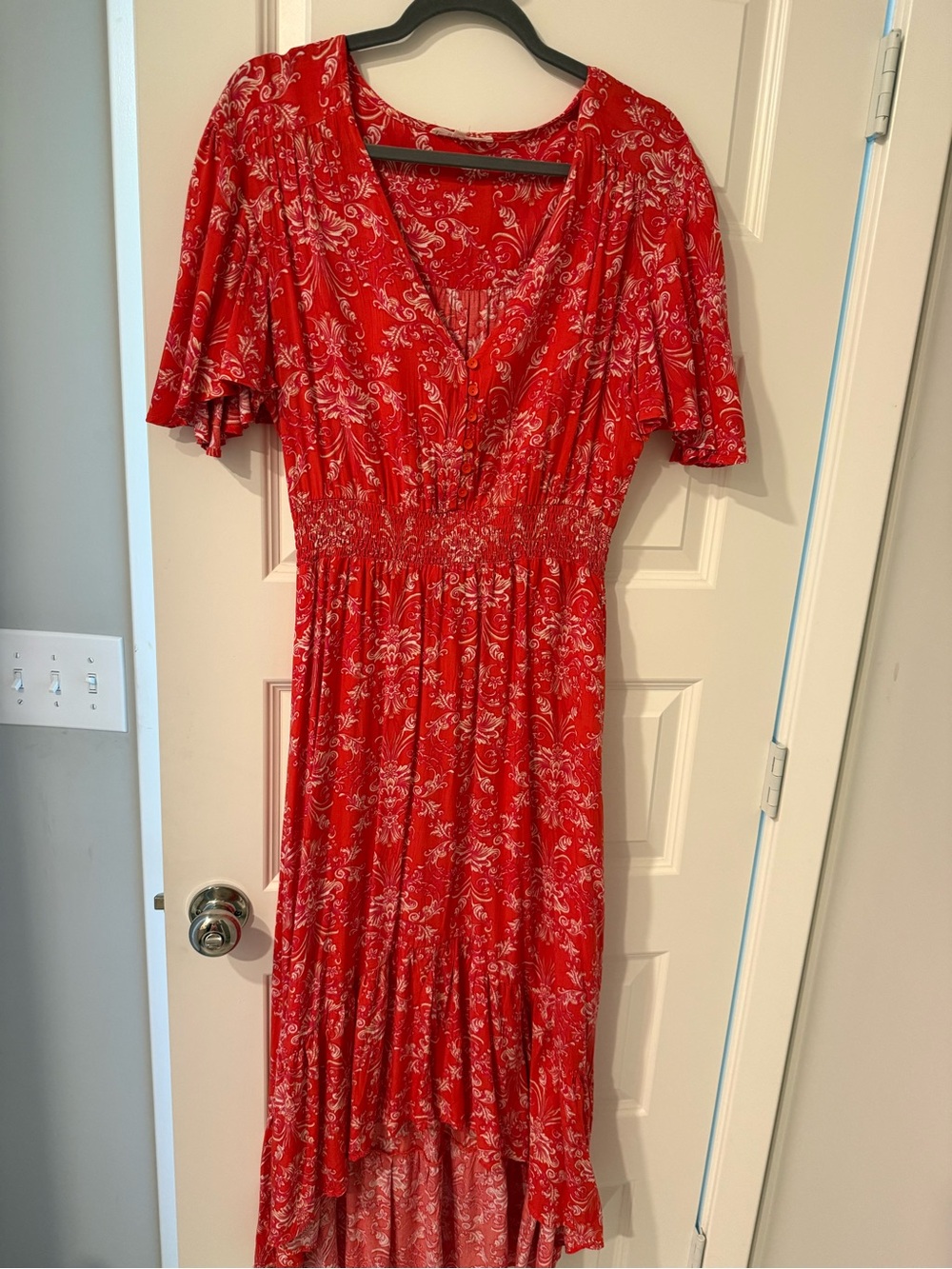 Red Floral V-Neck Dress Hi Lo ABEL THE LABEL M MEDIUM FLOWY FLUTTER FALL SLEEVE